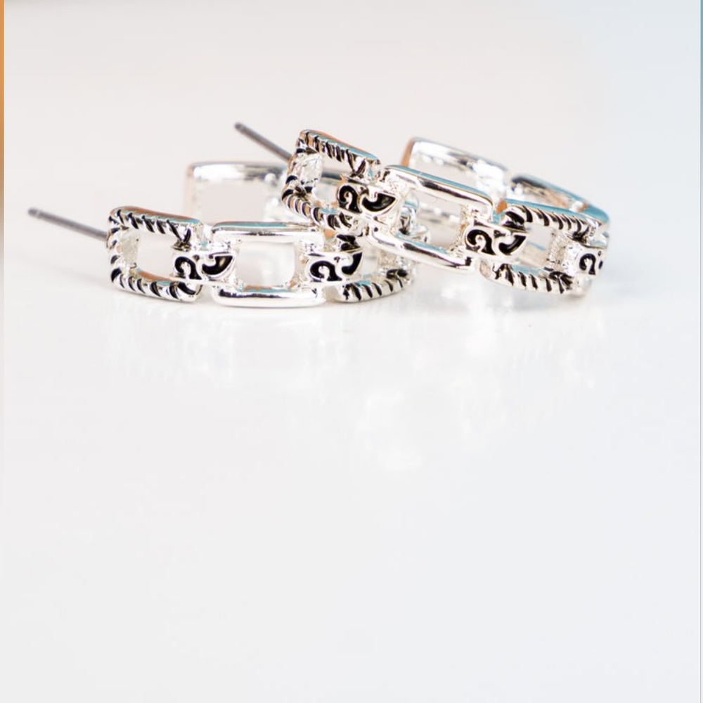 SILVERTONE HARTINGTON SMALL HOOP EARRINGS